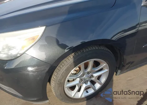 2014 Chevrolet Malibu 1Lt из США, поврежденный, VIN 1G11C5SL3EF301293